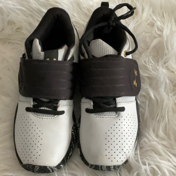 Under Armour Black and White Sneakers with Breathable Design - Picture 1 of 14
